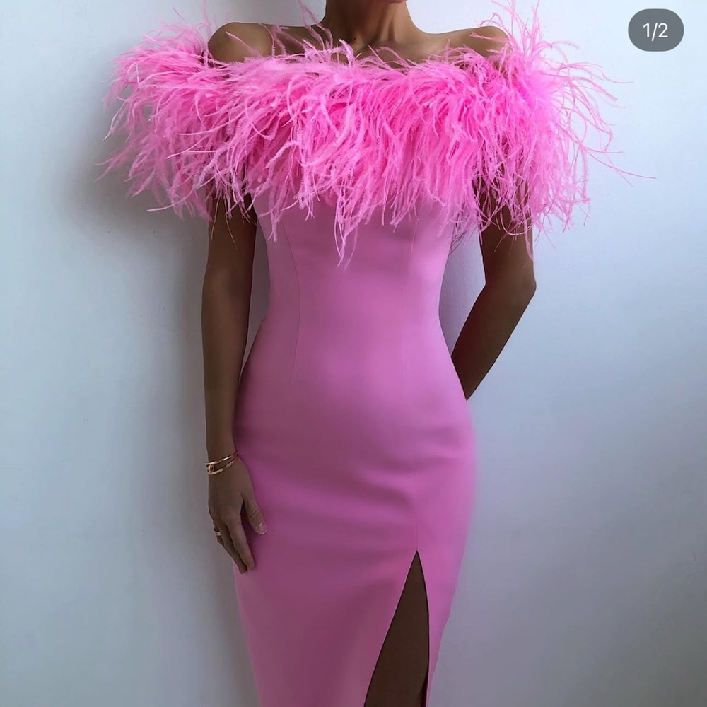 Chic Pink Feather-Embellished Midi Dress Size M NWOT